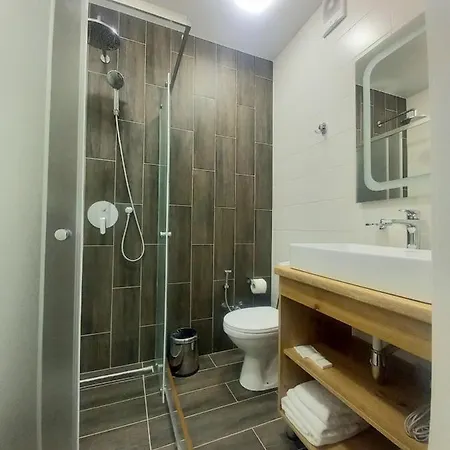 Monblan Hotel Yablunytsia